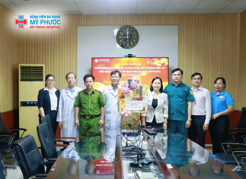 Bệnh viện Đa khoa Mỹ Phước tiếp đón đoàn lãnh đạo phường Bến Cát đến thăm và chúc Tết Xuân Bính Ngọ 2026  